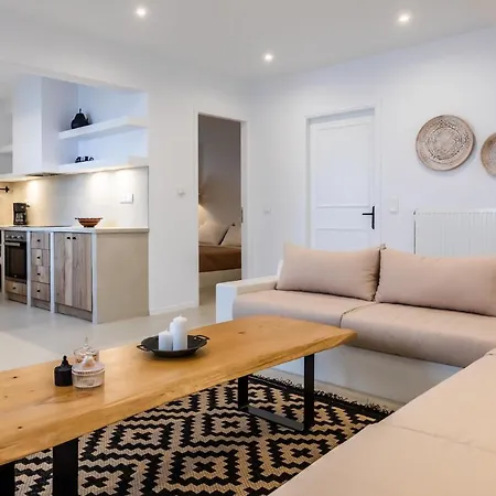 Lito House سكوبيلوس تاون