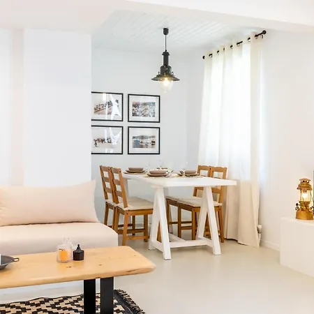 Lito House سكوبيلوس تاون